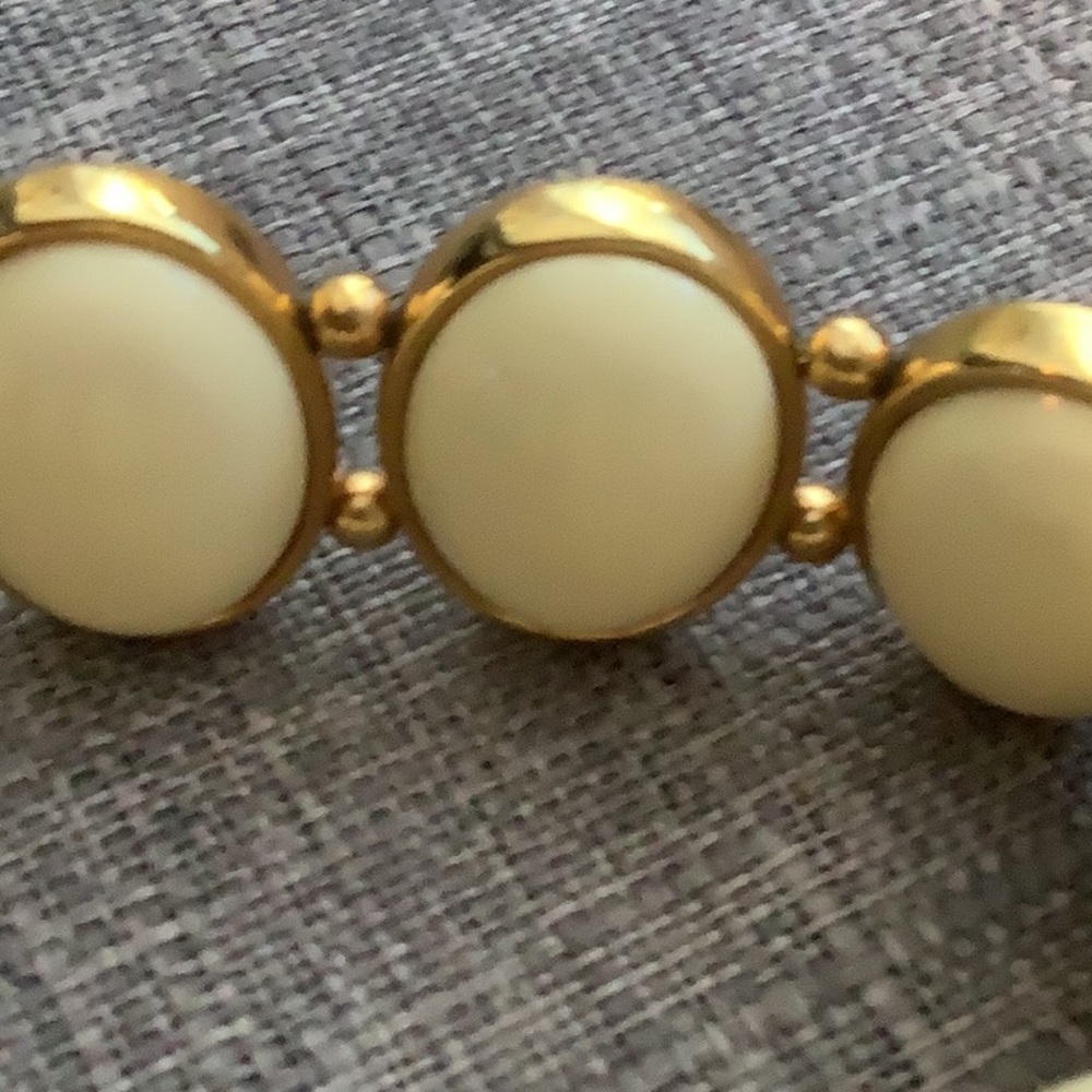 Reversible, rare Joan Rivers bracelet. Stretches. See all pictures. Black, ivory - Picture 3 of 6
